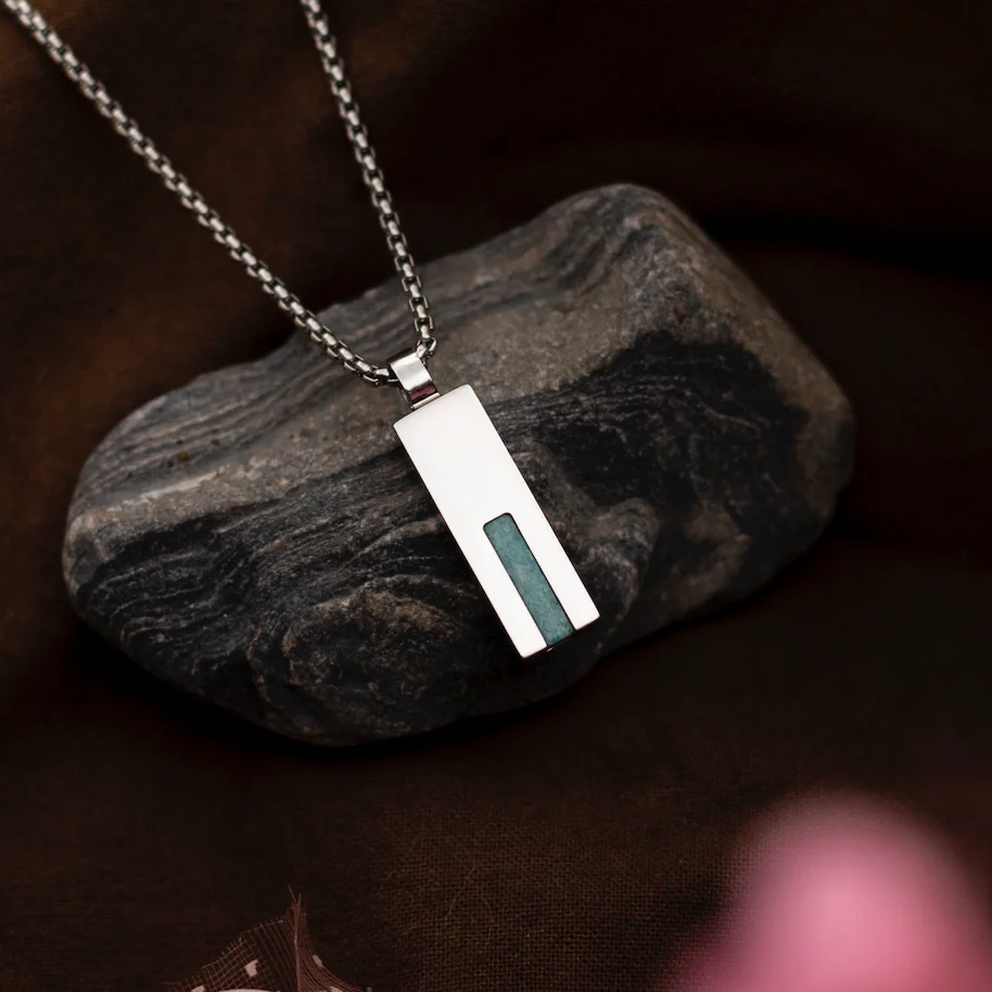 Avant-Bay Locket for Men - Image 8
