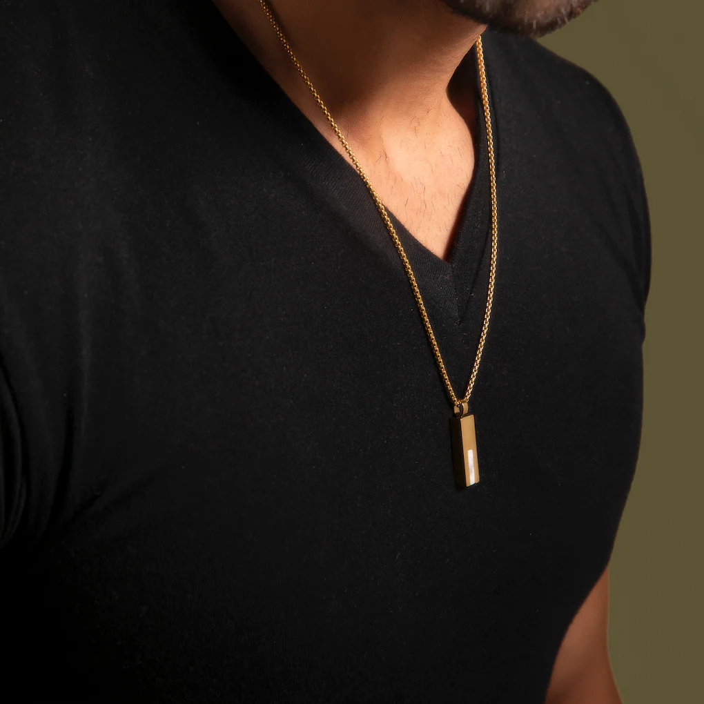 Avant-Gilt Locket for Men - Image 6