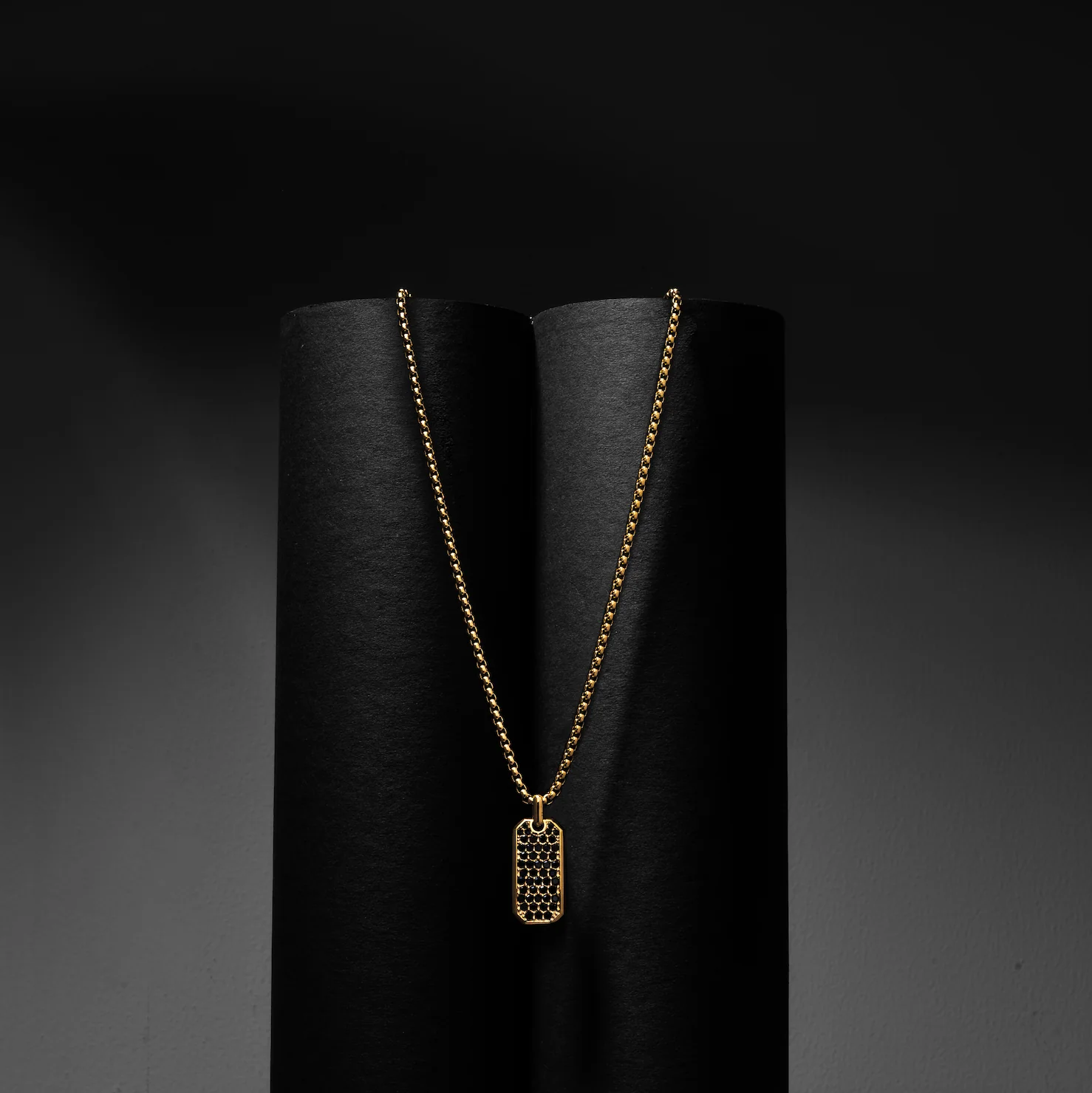 Debonair Locket for Men - Image 5
