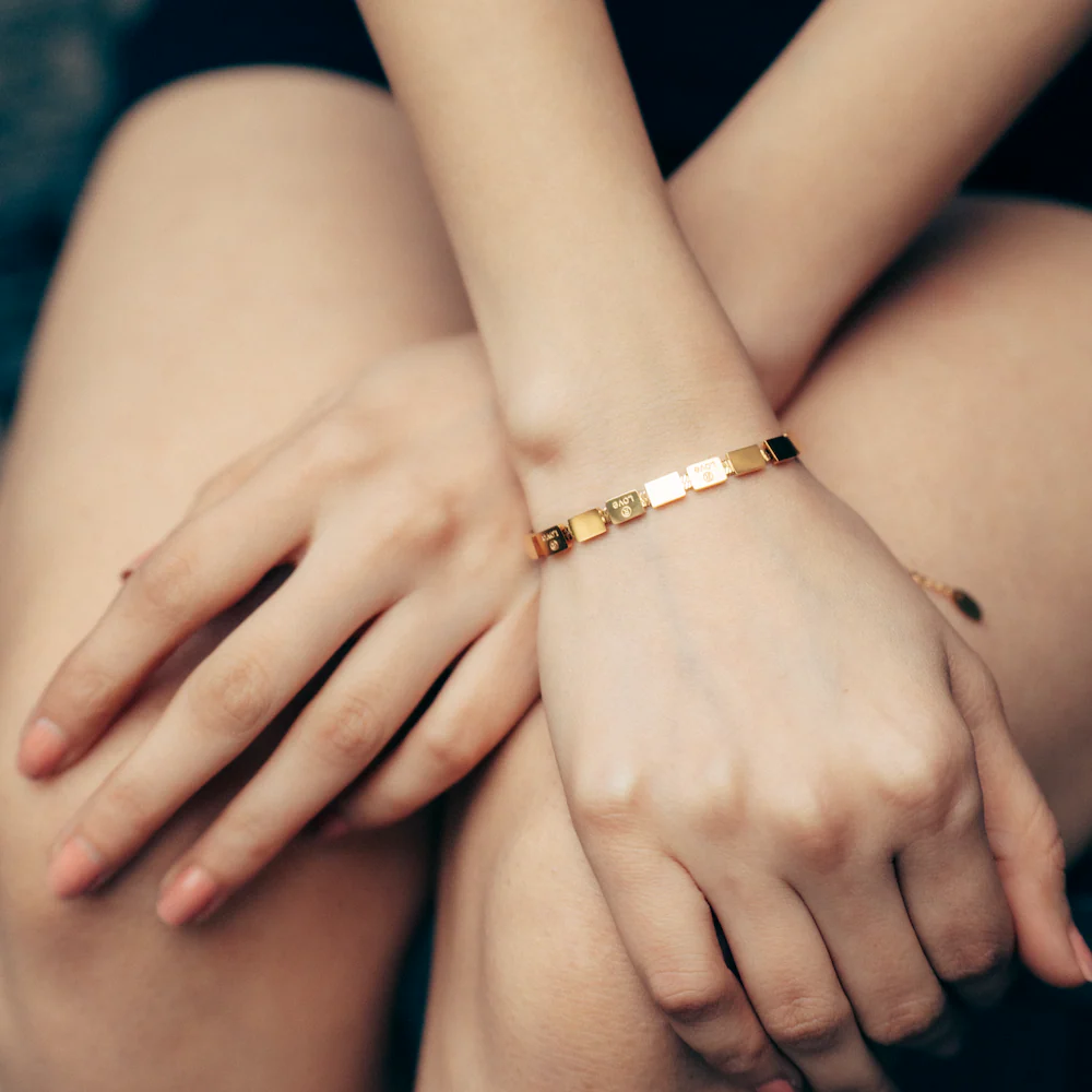 Love Regd Bracelet - Image 6
